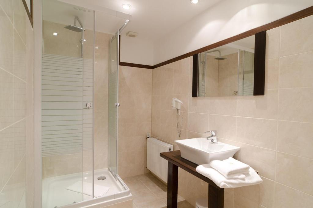 Hotel -Restaurant Taormina Birkenfeld  Экстерьер фото