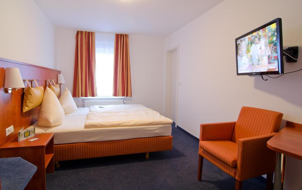 Hotel -Restaurant Taormina Birkenfeld  Экстерьер фото