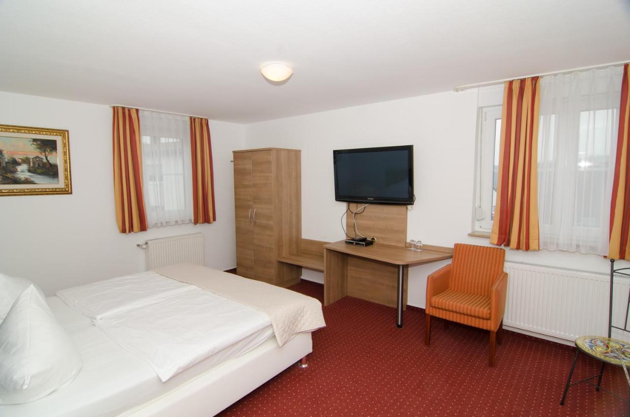 Hotel -Restaurant Taormina Birkenfeld  Экстерьер фото